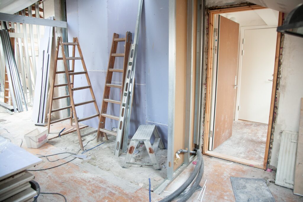 house-renovation-3990359